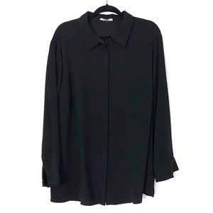 M.M. Lafleur button up blouse